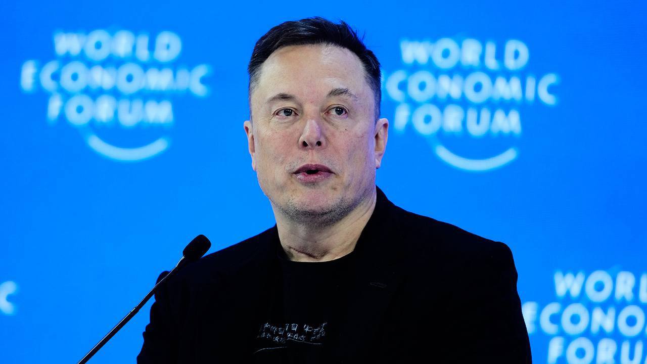 Илон Маск: эра роботов и изобилия в Давосе image preview